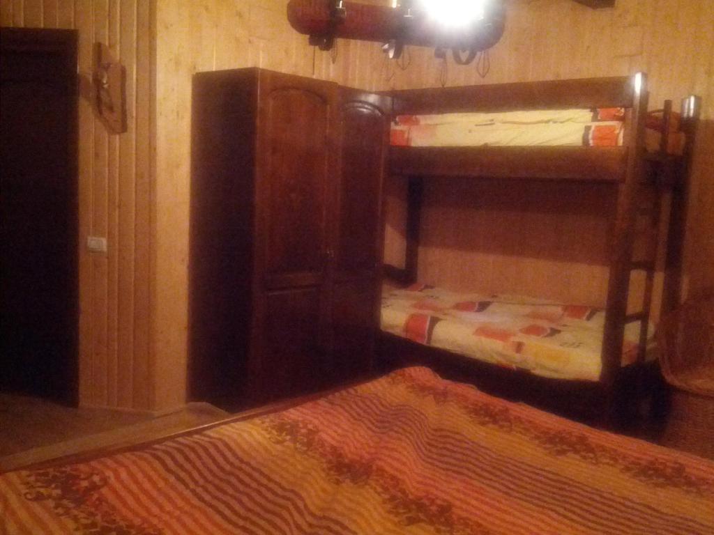 Pensiunea Magdalena Campulung Bilik gambar